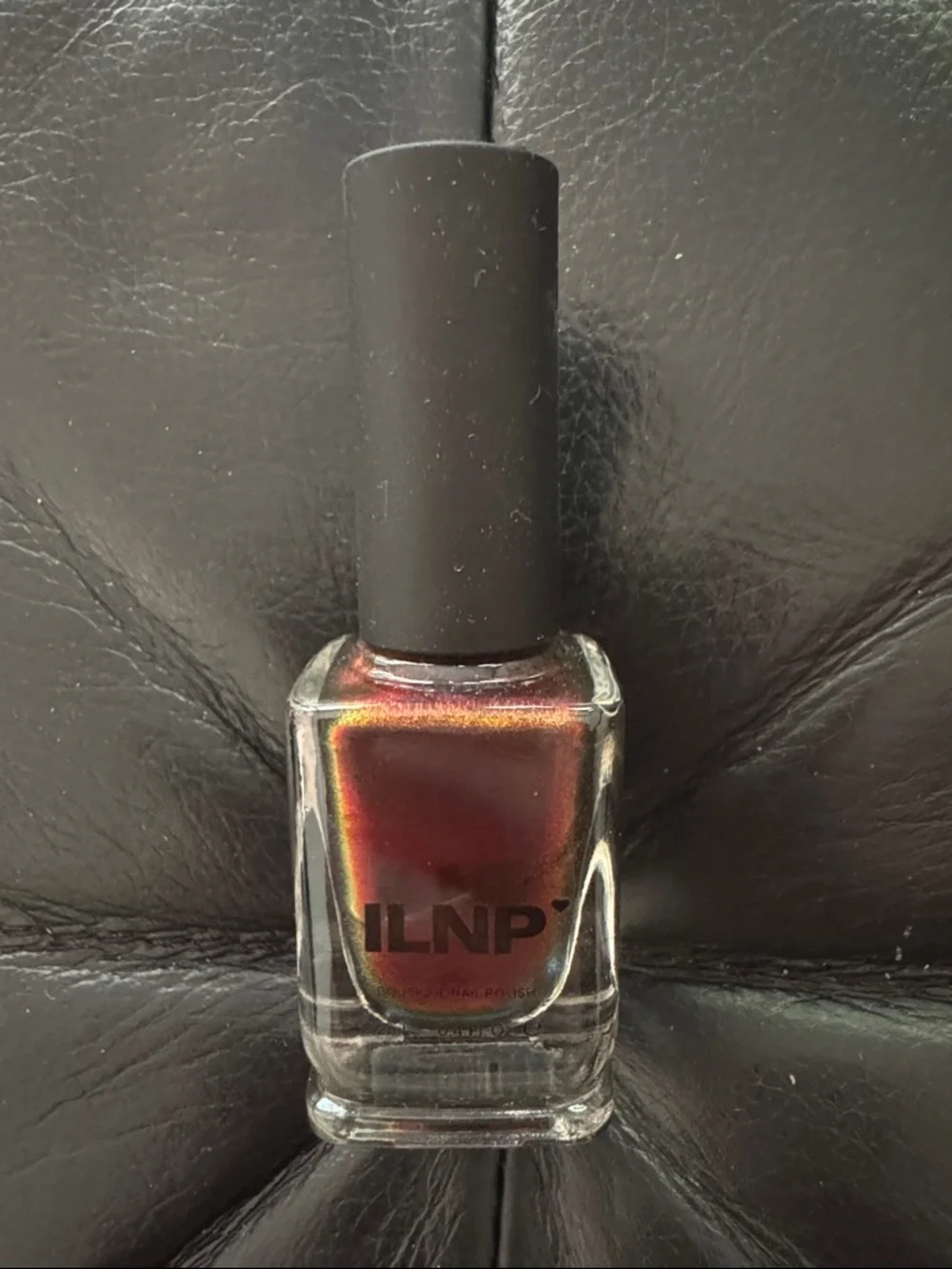 ILNP Boutique Nail Polish - Eclipse Black to Red Ultra Chrome - Picture 4 of 7